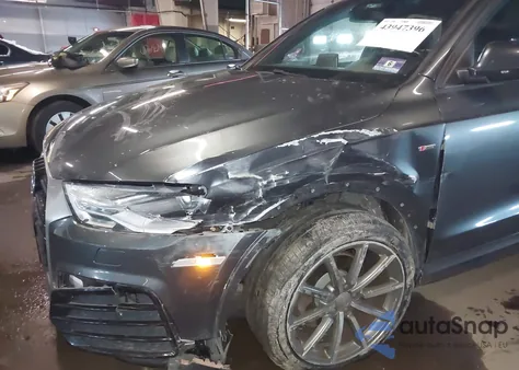 2018 Audi Q3 2.0T Premium/2.0T Sport Premium z USA, uszkodzony, nr VIN WA1ECCFS3JR000671